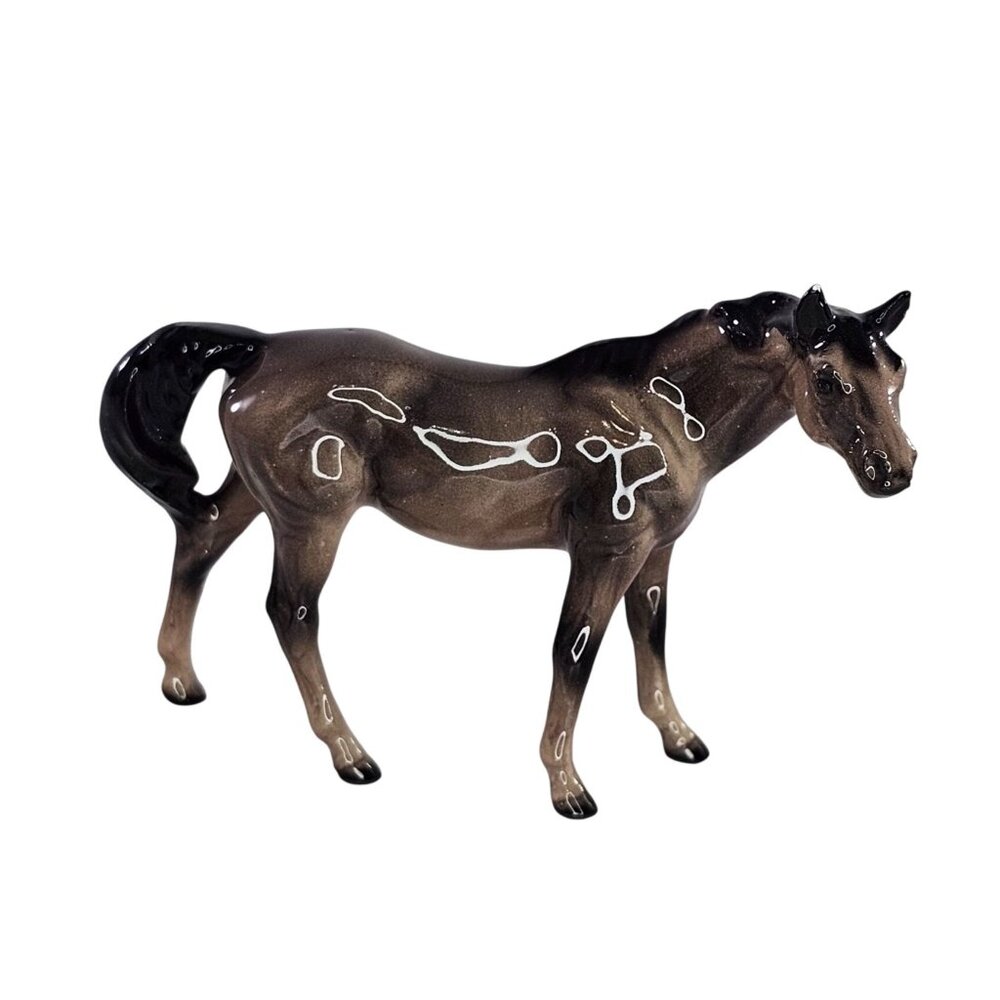 Hagen Renaker Thoroughbred Mare Horse Grey Miniature Figurine *Chipped Ear*